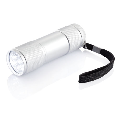 Oscar Eberli Werbeartikel AG: Taschenlampe Quattro in Metallbox von xindao